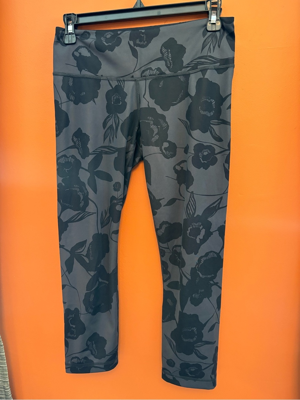 lululemon athletica Black and Charcoal Floral Leggings